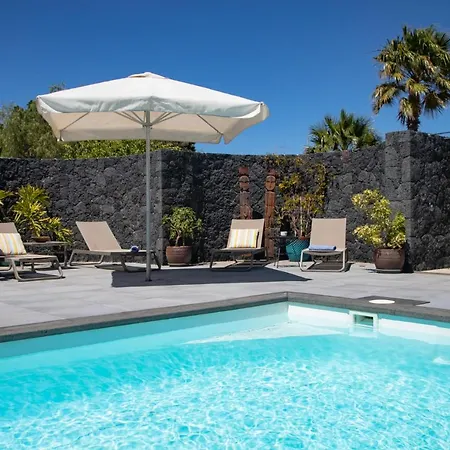 5 Lanzarote Bed and breakfast