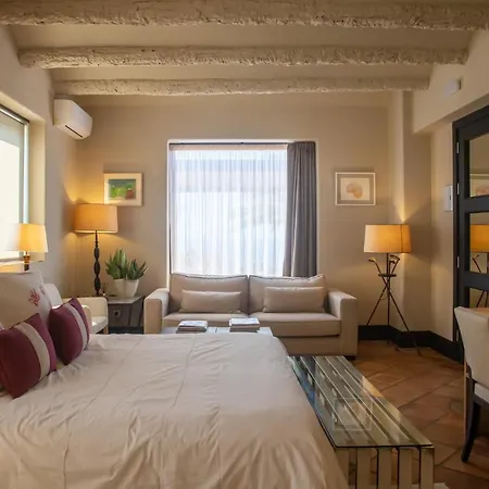 5 Lanzarote Bed & Breakfast