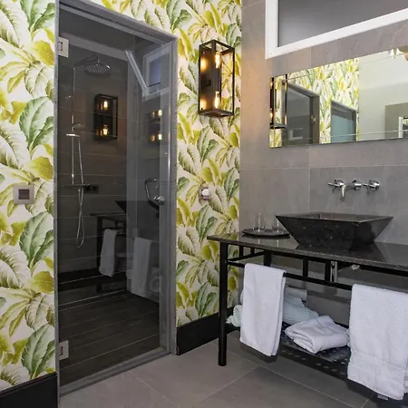 5 Lanzarote Bed & Breakfast