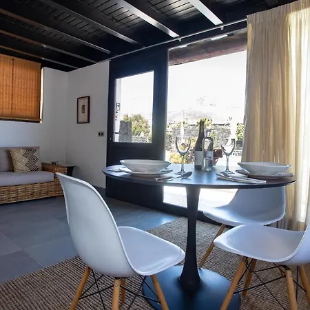 5 Lanzarote Couette-café 4*