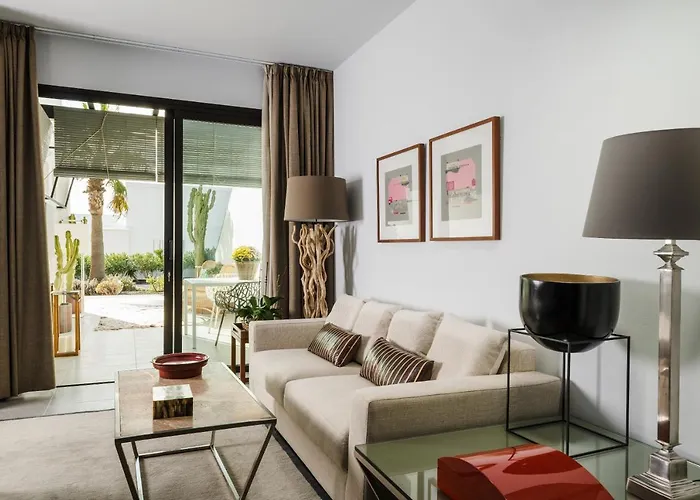 5 Lanzarote Bed & Breakfast