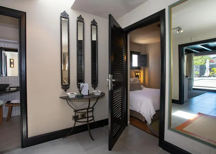 לינה וארוחת בוקר 5 Lanzarote Mácher