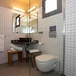 B&B 5 Lanzarote Mácher